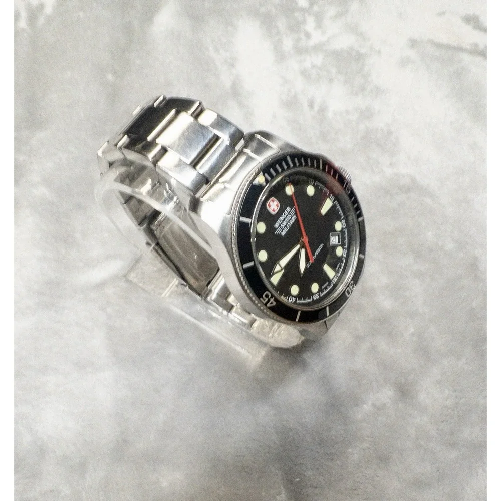 Wenger Swiss Military Battalion Dive Mens 44mm Watch New Battery Stainless Band